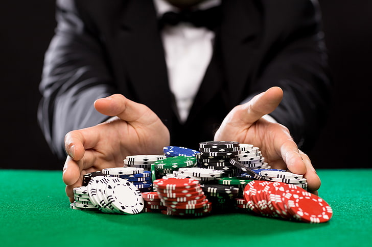 What are some of the strategies for playing online casino games? post thumbnail image