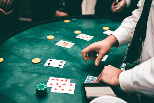 What are some of the health benefits of playing casino games? post thumbnail image
