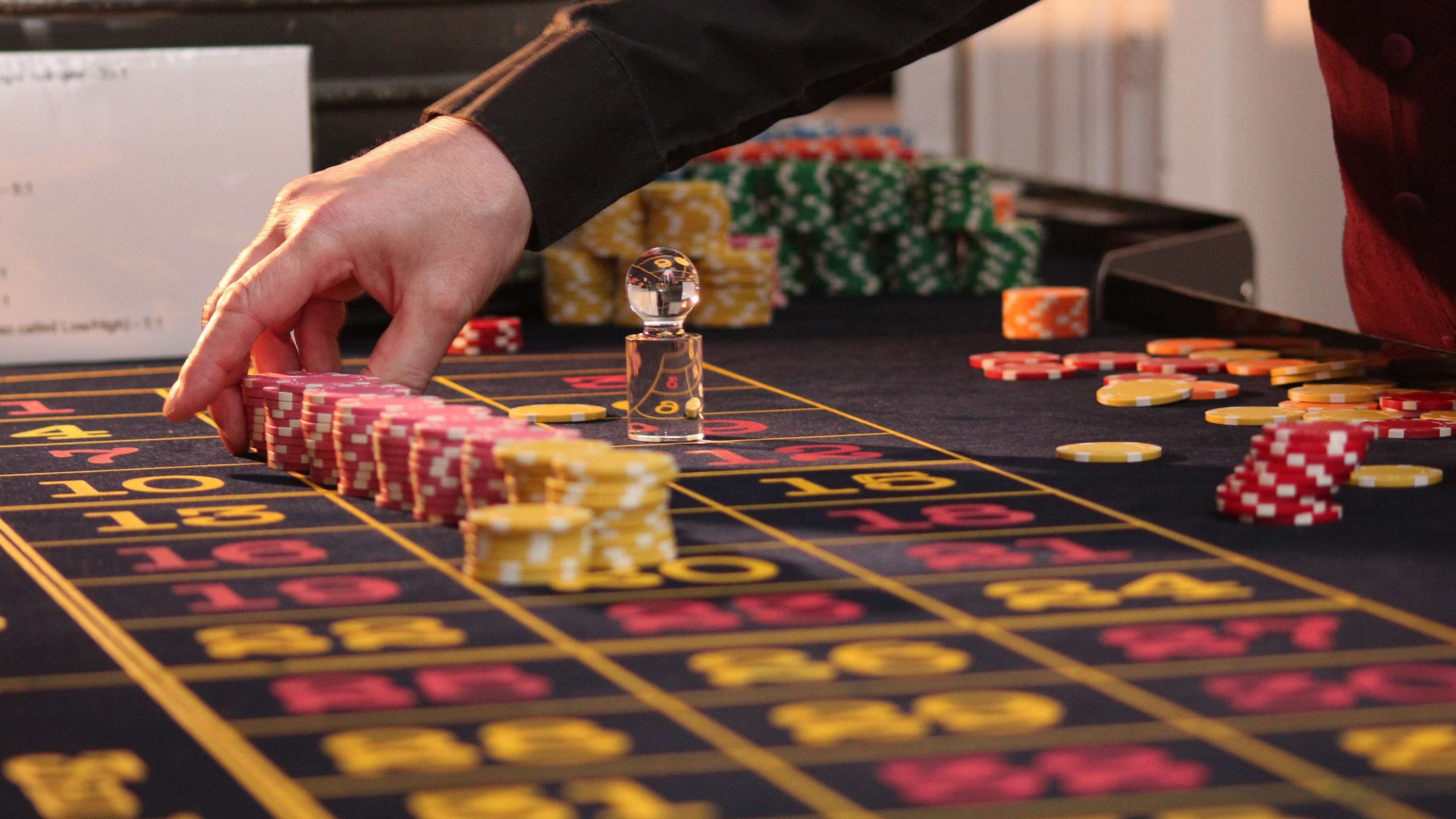 Benefits that are offered by online casinos post thumbnail image